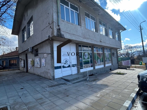 Магазин в с. Веринско, Област София-област - 521 кв.м за 327 €/кв.м - Снимка #1