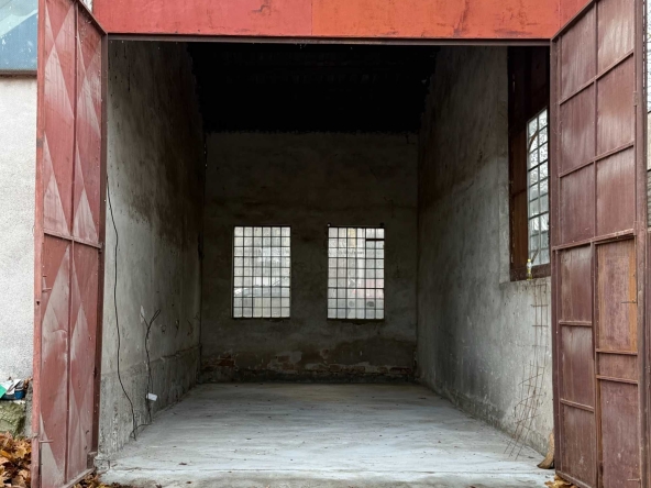 Дава се под наем Склад в Силистра, Промишлена зона - Запад - 60 кв.м за 142.8 € - Снимка #1