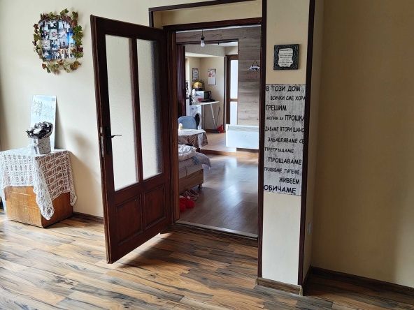 Етаж от къща в Враца, Център - 100 кв.м за 791 €/кв.м - Снимка #1