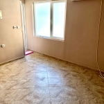 Дава се под наем Едностаен апартамент в Пловдив, Кършияка - 30 кв.м за 178.5 € - Снимка #1