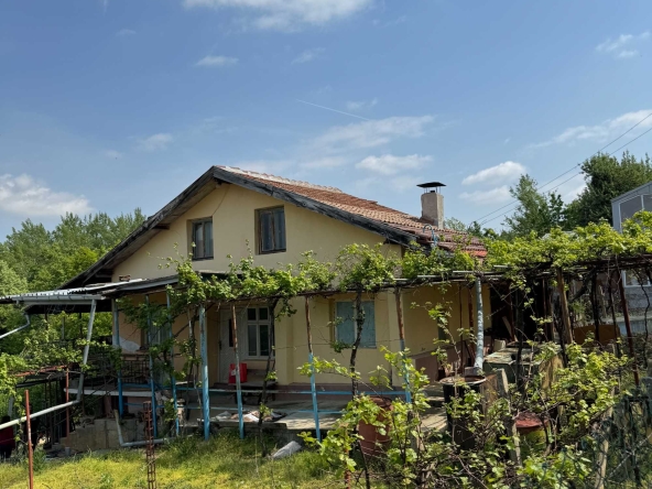 Къща в Велико Търново, Център - 150 кв.м за 200 €/кв.м - Снимка #1