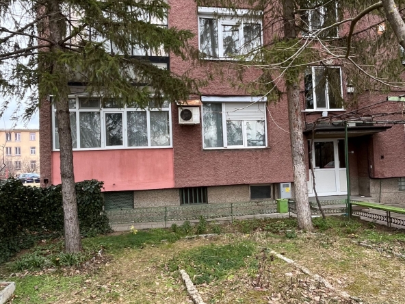 Двустаен апартамент в Търговище, Запад 1 - 74 кв.м за 1034 €/кв.м - Снимка #1