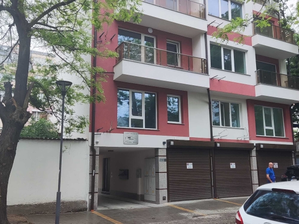 Дава се под наем Двустаен апартамент в Пловдив, Съдийски - 65 кв.м за 510 € - Снимка #1