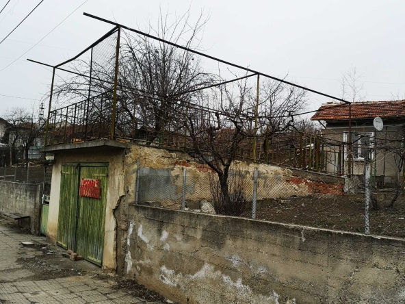 Къща в Лозница - 130 кв.м за 236 €/кв.м - Снимка #1