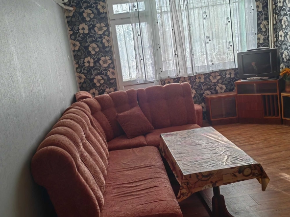 Двустаен апартамент в Търговище, Промишлена зона - 62 кв.м за 1152 €/кв.м - Снимка #1