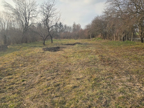 Парцел в Етрополе - 600 кв.м за 51 €/кв.м - Снимка #1