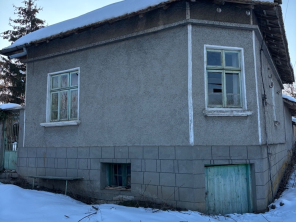 Къща в с. Буховци, Област Търговище - 100 кв.м за 204 €/кв.м - Снимка #1