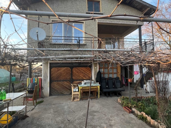 Къща в Добрич, Център - 100 кв.м за 850 €/кв.м - Снимка #1