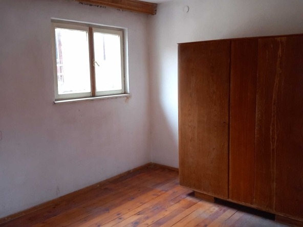 Етаж от къща в Кюстендил, Герена - 63 кв.м за 632 €/кв.м - Снимка #1