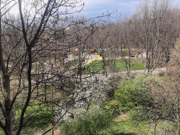 Двустаен апартамент в София, Център - 68 кв.м за 2030 €/кв.м - Снимка #1