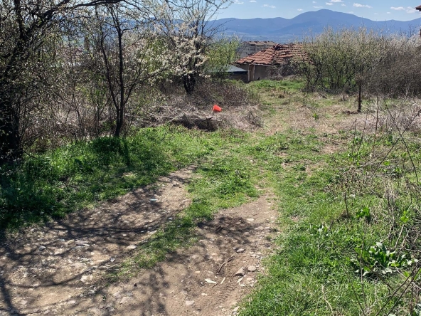 Парцел в Карлово - 880 кв.м за 62 €/кв.м - Снимка #1