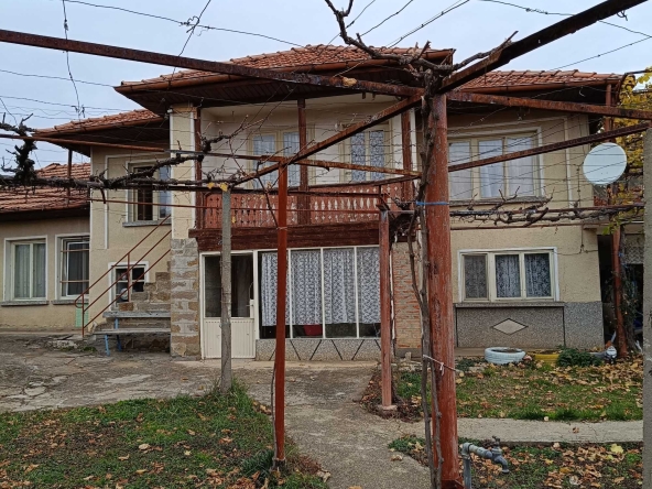 Къща в с. Кормянско, Област Габрово - 110 кв.м за 510 €/кв.м - Снимка #1