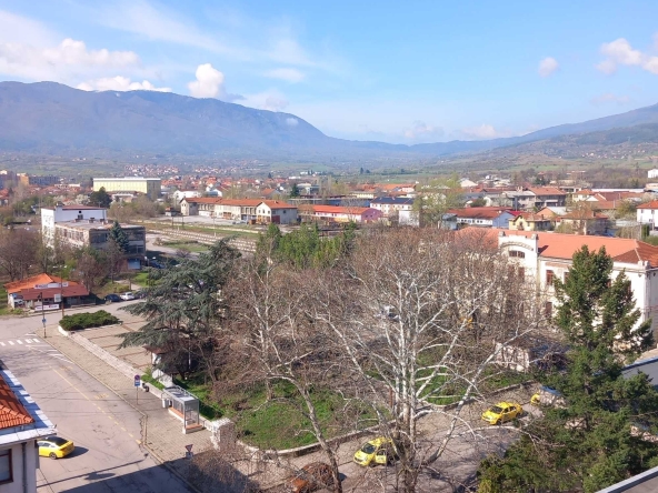 Двустаен апартамент в Кюстендил, Център - 68 кв.м за 788 €/кв.м - Снимка #1