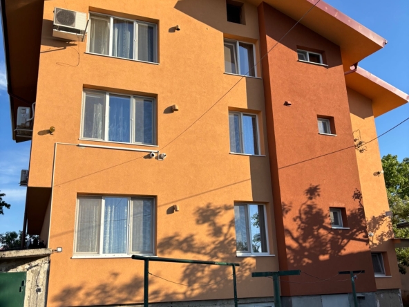 Дава се под наем Етаж от къща в София, Кубратово - 75 кв.м за 280.5 € - Снимка #1