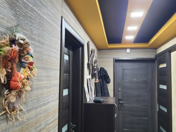 Четиристаен апартамент в Русе, Родина 1 - 80 кв.м за 1530 €/кв.м - Снимка #1