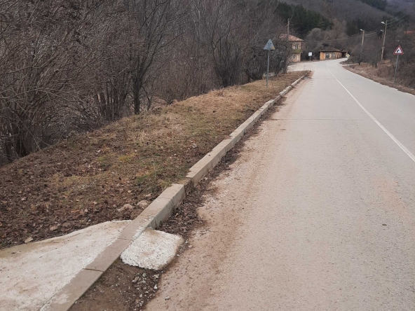 Парцел в Радомир - 960 кв.м за 16 €/кв.м - Снимка #1