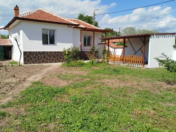 Къща в с. Пъдарско, Област Пловдив - 70 кв.м за 875 €/кв.м - Снимка #1