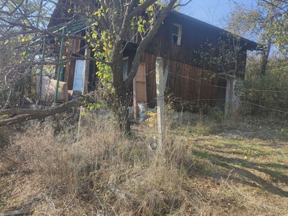 Къща в Ловеч, Червен бряг - 24 кв.м за 276 €/кв.м - Снимка #1