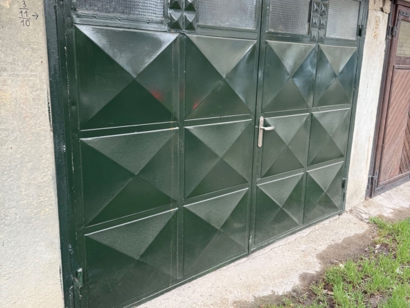 Гараж / Паркомясто в Разград, Възраждане - 20 кв.м за 1530 €/кв.м - Снимка #1