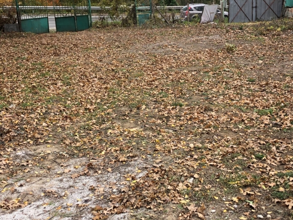 Дава се под наем Парцел в София, Симеоново - 798 кв.м за 1999 € - Снимка #1