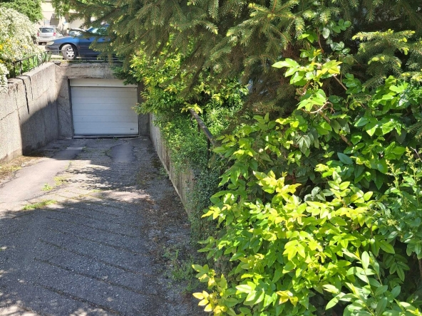 Дава се под наем Гараж / Паркомясто в София, Гео Милев - 25 кв.м за 127.5 € - Снимка #1