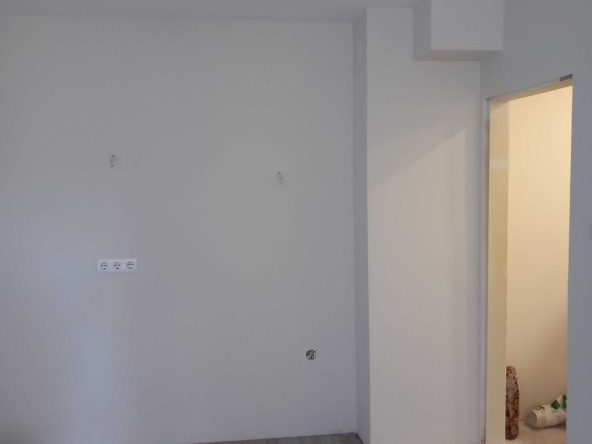 Едностаен апартамент в Кюстендил, Запад - 48 кв.м за 957 €/кв.м - Снимка #1