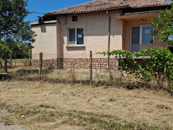 Къща в Лозница - 100 кв.м за 419 €/кв.м - Снимка #1