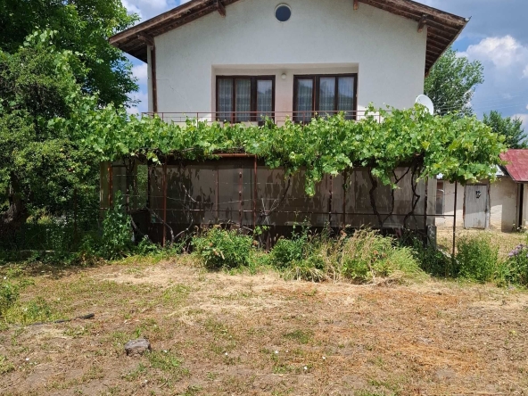 Къща в Радомир - 96 кв.м за 850 €/кв.м - Снимка #1