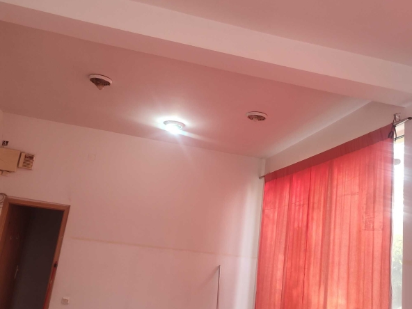 Дава се под наем Едностаен апартамент в София, Враждебна - 65 кв.м за 255 € - Снимка #1