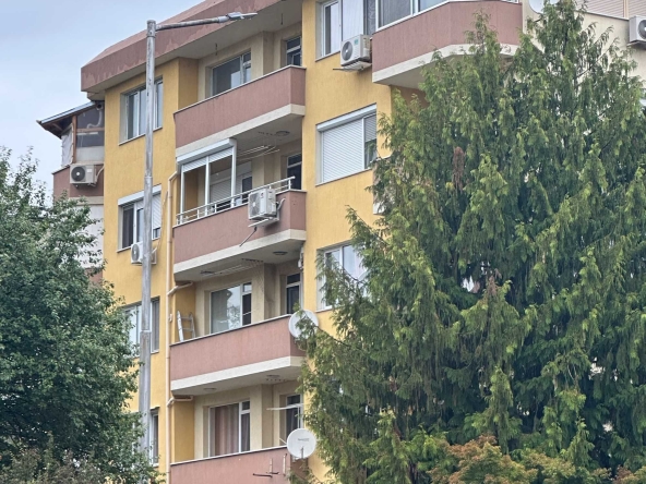 Тристаен апартамент в Стара Загора, Самара 2 - 93 кв.м за 1452 €/кв.м - Снимка #1