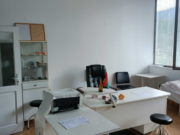 Двустаен апартамент в Смолян, Петровица - 60 кв.м за 1834 €/кв.м - Снимка #1