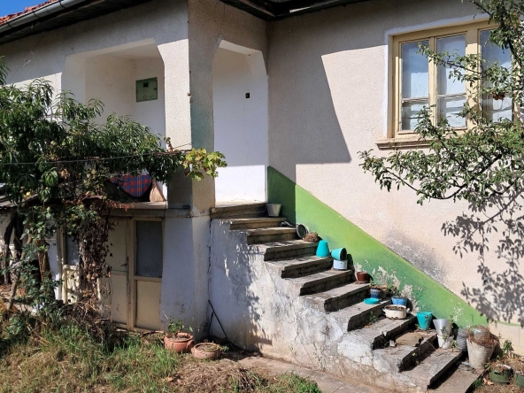 Къща в Севлиево - 150 кв.м за 123 €/кв.м - Снимка #1