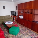 Дава се под наем Тристаен апартамент в Разград, Център - 75 кв.м за 255 € - Снимка #1