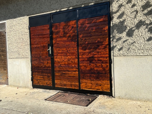 Дава се под наем Гараж / Паркомясто в Варна, Левски - 25 кв.м за 153 € - Снимка #1