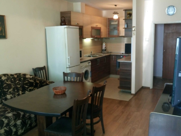 Тристаен апартамент в Варна, Гранд Мол Варна - 80 кв.м за 2313 €/кв.м - Снимка #1