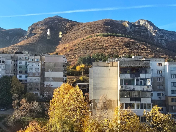 Тристаен апартамент в Враца, Вежен - 78 кв.м за 1347 €/кв.м - Снимка #1