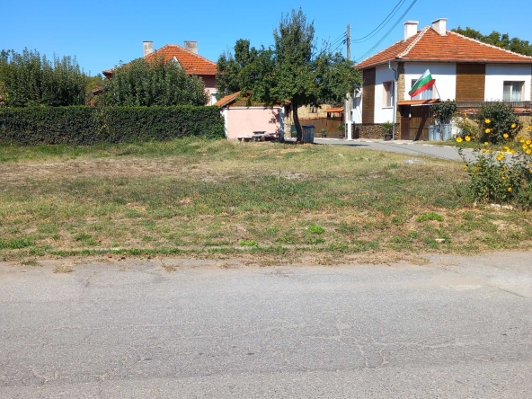 Парцел в с. Берсин, Област Кюстендил - 429 кв.м за 31 €/кв.м - Снимка #1