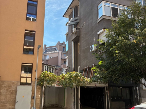 Парцел в Пловдив, Център - 36 кв.м за 2195 €/кв.м - Снимка #1