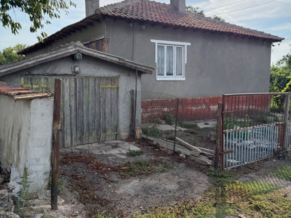 Къща в с. Видно, Област Добрич - 75 кв.м за 408 €/кв.м - Снимка #1