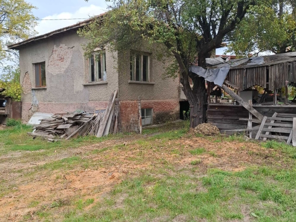 Къща в Радомир - 75 кв.м за 816 €/кв.м - Снимка #1