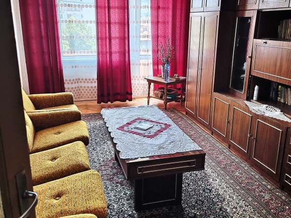 Тристаен апартамент в Ловеч, Широк център - 88 кв.м за 626 €/кв.м - Снимка #1