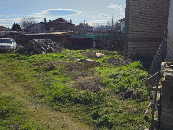 Парцел в Стамболийски - 285 кв.м за 51 €/кв.м - Снимка #1