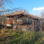 Къща в с. Ушинци, Област Разград - 80 кв.м за 351 €/кв.м - Снимка #1