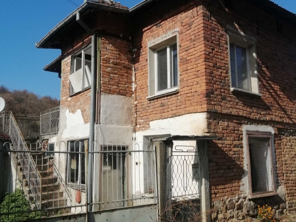 Къща в с. Котеновци, Област Монтана - 50 кв.м за 72 €/кв.м - Снимка #1