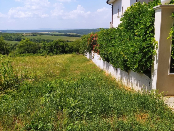 Парцел в с. Приселци, Област Варна - 500 кв.м за 21 €/кв.м - Снимка #1