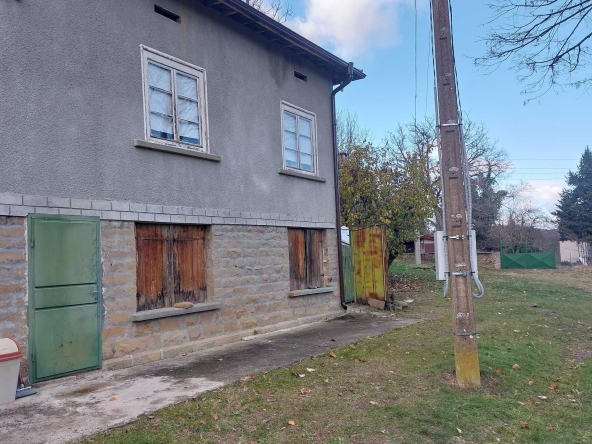 Къща в с. Караш, Област Враца - 144 кв.м за 91 €/кв.м - Снимка #1