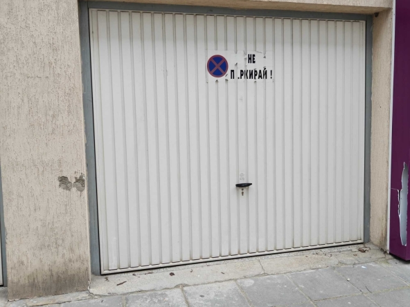 Дава се под наем Гараж / Паркомясто в Варна, Чайка - 17 кв.м за 248.88 € - Снимка #1