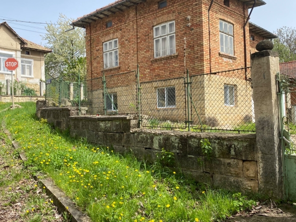 Къща в с. Могилино, Област Русе - 84 кв.м за 219 €/кв.м - Снимка #1