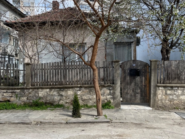 Къща в Ямбол, Боровец - 80 кв.м за 2678 €/кв.м - Снимка #1