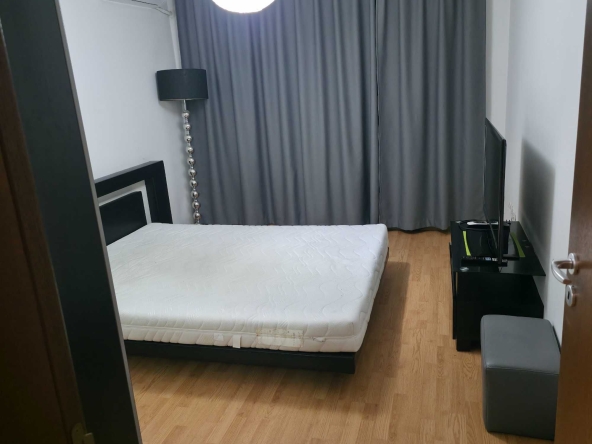 Дава се под наем Тристаен апартамент в София, Студентски град - 20 кв.м за 248.88 € - Снимка #1